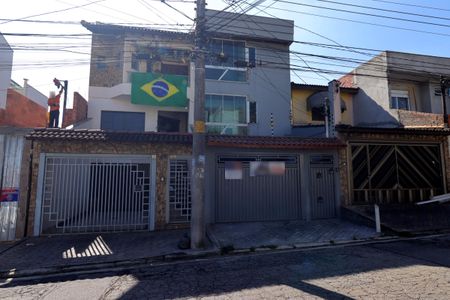 Casa para alugar com 85m², 3 quartos e 2 vagasFachada