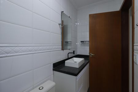 Casa para alugar com 85m², 3 quartos e 2 vagasBanheiro da Suíte
