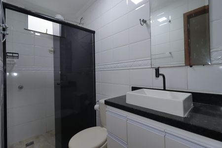 Casa para alugar com 85m², 3 quartos e 2 vagasBanheiro da Suíte