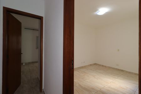 Casa para alugar com 85m², 3 quartos e 2 vagasCorredor