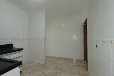 Casa para alugar com 85m², 3 quartos e 2 vagasCozinha