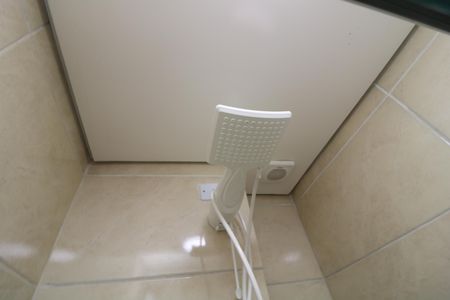 Apartamento para alugar com 45m², 2 quartos e sem vagaBanheiro