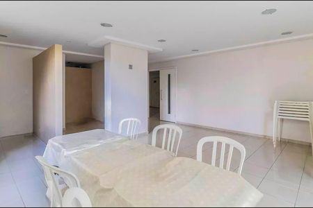 Apartamento para alugar com 77m², 1 quarto e sem vaga Apartamento para alugar com 77m², 1 quarto e sem vagaÁrea comum - Salão de festas
