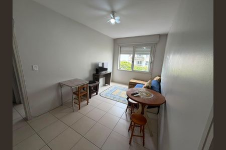 Apartamento à venda com 43m², 1 quarto e sem vaga Apartamento à venda com 43m², 1 quarto e sem vagaSala