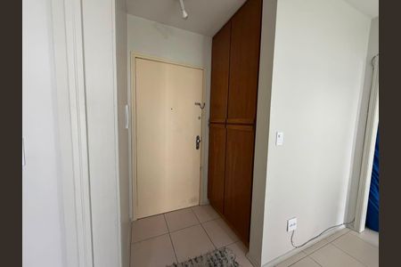 Apartamento à venda com 43m², 1 quarto e sem vaga Apartamento à venda com 43m², 1 quarto e sem vagaCorredor