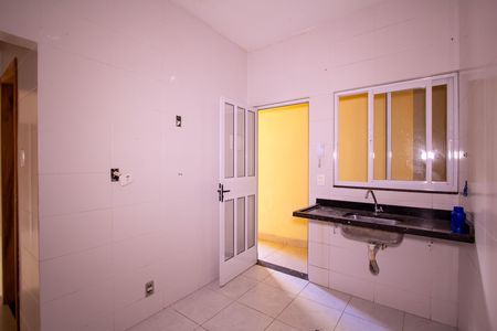 Casa para alugar com 70m², 2 quartos e sem vagaCozinha