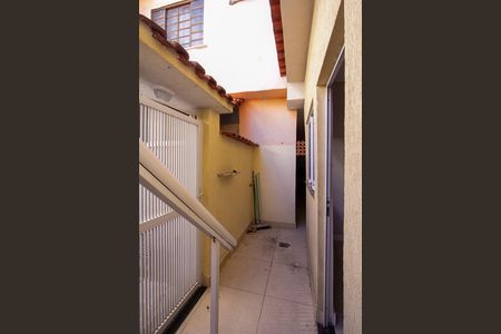 Casa para alugar com 70m², 2 quartos e sem vagaEntrada