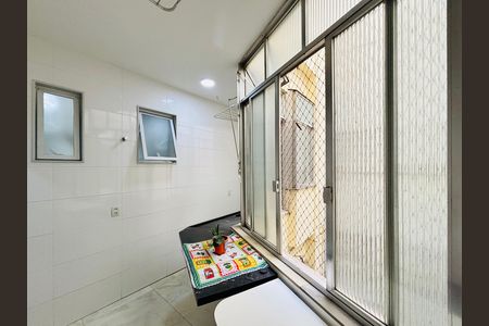 Apartamento para alugar com 85m², 2 quartos e 1 vaga