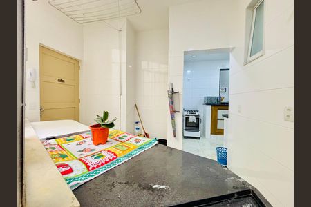 Apartamento para alugar com 85m², 2 quartos e 1 vaga