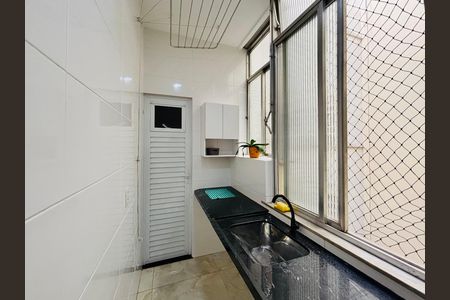 Apartamento para alugar com 85m², 2 quartos e 1 vaga