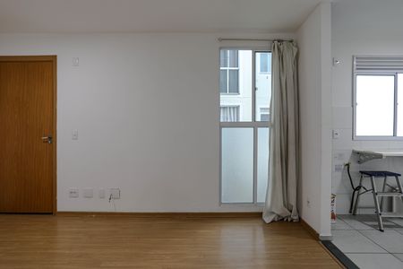Sala de apartamento para alugar com 2 quartos, 55m² em Vila São Paulo, Mogi das Cruzes