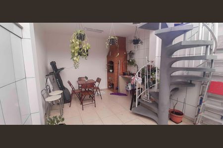 Casa à venda com 120m², 2 quartos e 2 vagasEspaço Gourmet