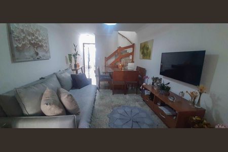 Sala de Estar de casa à venda com 2 quartos, 120m² em Jardim Ester, São Paulo