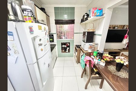 Casa à venda com 216m², 4 quartos e 1 vaga Casa à venda com 216m², 4 quartos e 1 vagaCozinha
