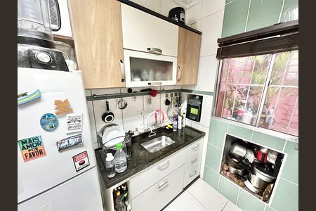 Casa à venda com 216m², 4 quartos e 1 vaga Casa à venda com 216m², 4 quartos e 1 vagaCozinha