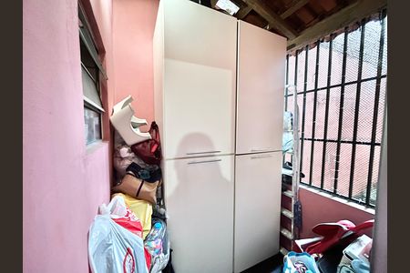 Casa à venda com 216m², 4 quartos e 1 vaga Casa à venda com 216m², 4 quartos e 1 vagaVaranda Quarto Suíte