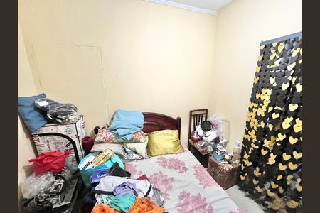 Casa à venda com 216m², 4 quartos e 1 vaga Casa à venda com 216m², 4 quartos e 1 vagaQuarto 1 Casa 2