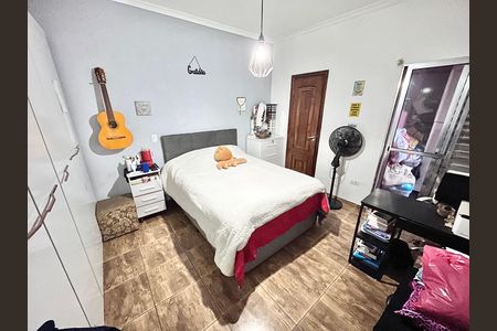 Casa à venda com 216m², 4 quartos e 1 vaga Casa à venda com 216m², 4 quartos e 1 vagaQuarto Suíte