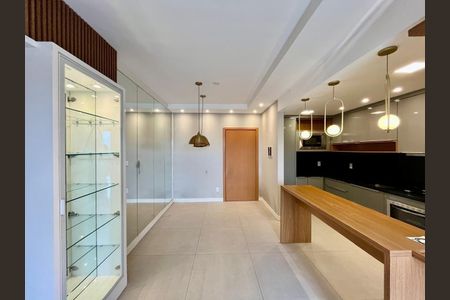 Apartamento para alugar com 76m², 2 quartos e 1 vaga Apartamento para alugar com 76m², 2 quartos e 1 vagaSala