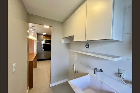 Apartamento para alugar com 76m², 2 quartos e 1 vaga
