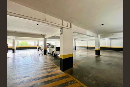 Apartamento para alugar com 76m², 2 quartos e 1 vaga