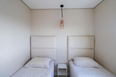 Quarto de apartamento à venda com 2 quartos, 54m² em Centro, Diadema