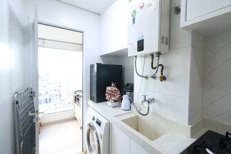 Apartamento à venda com 54m², 2 quartos e 1 vaga Apartamento à venda com 54m², 2 quartos e 1 vagaCozinha e Área de Serviço