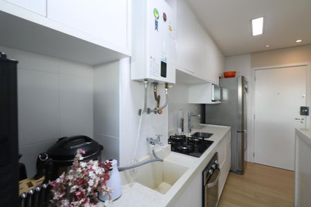 Apartamento à venda com 54m², 2 quartos e 1 vaga Apartamento à venda com 54m², 2 quartos e 1 vagaCozinha e Área de Serviço