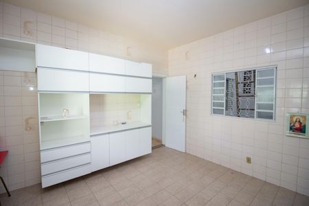 Cozinha de casa à venda com 2 quartos, 88m² em Bom Jesus, Contagem
