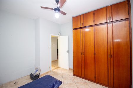 Casa à venda com 88m², 2 quartos e 2 vagas Casa à venda com 88m², 2 quartos e 2 vagasQuarto