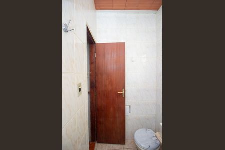 Banheiro da Suíte de casa à venda com 2 quartos, 88m² em Bom Jesus, Contagem