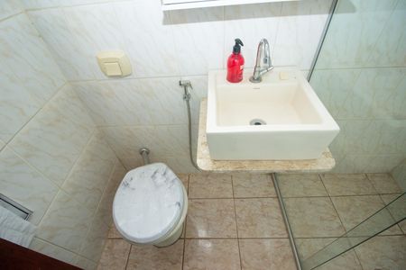 Casa à venda com 88m², 2 quartos e 2 vagas Casa à venda com 88m², 2 quartos e 2 vagasBanheiro da Suíte