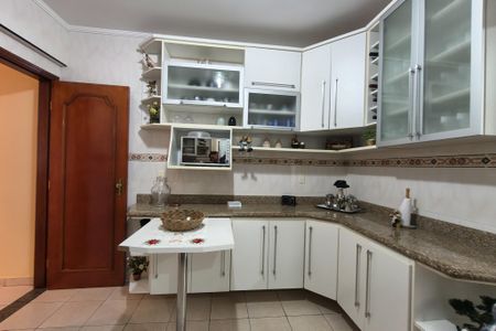 Apartamento para alugar com 112m², 2 quartos e 1 vaga Apartamento para alugar com 112m², 2 quartos e 1 vagaCozinha