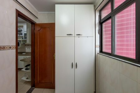 Apartamento para alugar com 112m², 2 quartos e 1 vaga Apartamento para alugar com 112m², 2 quartos e 1 vagaÁrea de Serviço
