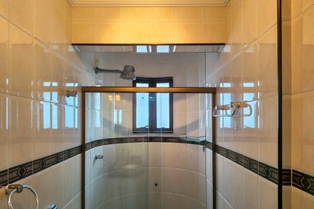 Apartamento para alugar com 112m², 2 quartos e 1 vaga Apartamento para alugar com 112m², 2 quartos e 1 vagaBanheiro da Suíte