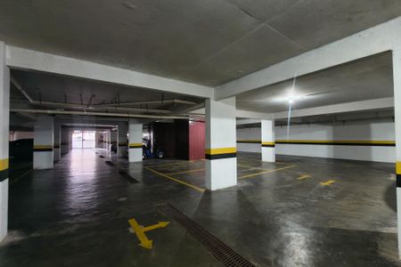 Apartamento para alugar com 112m², 2 quartos e 1 vaga Apartamento para alugar com 112m², 2 quartos e 1 vagaGaragem