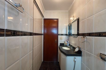 Apartamento para alugar com 112m², 2 quartos e 1 vaga Apartamento para alugar com 112m², 2 quartos e 1 vagaBanheiro da Suíte