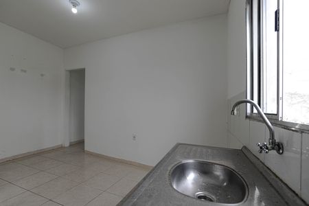 Studio para alugar com 40m², 1 quarto e sem vaga Studio para alugar com 40m², 1 quarto e sem vagaSala/Cozinha