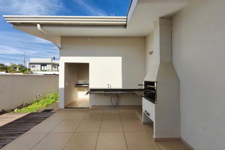 Casa de condomínio para alugar com 185m², 3 quartos e 4 vagasQuintal - Área gourmet