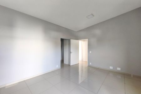 Casa de condomínio para alugar com 185m², 3 quartos e 4 vagasQuarto Suíte 3