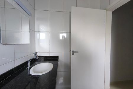 Casa de condomínio para alugar com 185m², 3 quartos e 4 vagasBanheiro Suíte 3