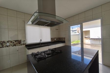 Casa de condomínio para alugar com 185m², 3 quartos e 4 vagasCozinha