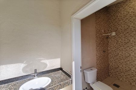Casa de condomínio para alugar com 185m², 3 quartos e 4 vagasLavabo