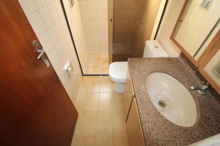 Apartamento para alugar com 55m², 2 quartos e 1 vagaBanheiro