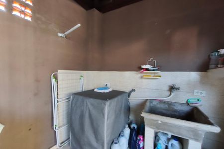 Casa à venda com 285m², 2 quartos e 2 vagas Casa à venda com 285m², 2 quartos e 2 vagasÁrea de Serviço