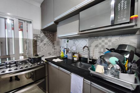 Casa à venda com 285m², 2 quartos e 2 vagas Casa à venda com 285m², 2 quartos e 2 vagasCozinha