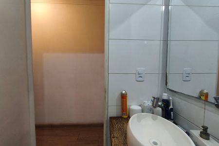 Casa à venda com 285m², 2 quartos e 2 vagas Casa à venda com 285m², 2 quartos e 2 vagasBanheiro