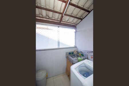 Apartamento para alugar com 70m², 2 quartos e 1 vaga Apartamento para alugar com 70m², 2 quartos e 1 vagaCozinha e Área de Serviço