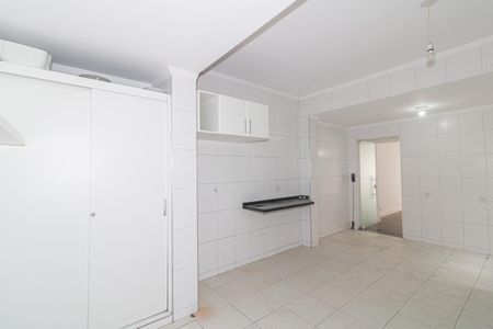 Casa para alugar com 205m², 4 quartos e 1 vaga Casa para alugar com 205m², 4 quartos e 1 vagaCozinha