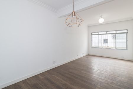 Casa para alugar com 205m², 4 quartos e 1 vaga Casa para alugar com 205m², 4 quartos e 1 vagaSala